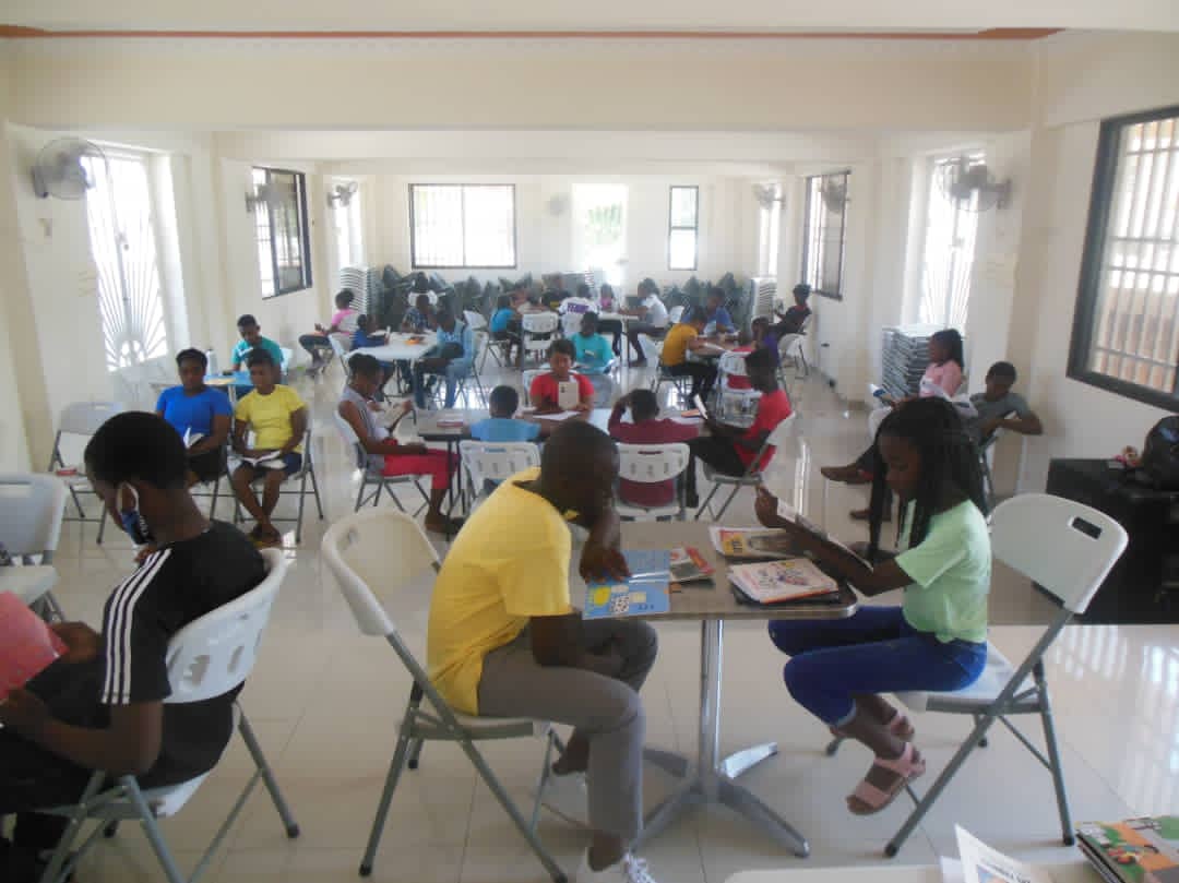 Trois journées de lecture en prélude à l'ouverture de la bibliothèque Paulette Poujol Oriol