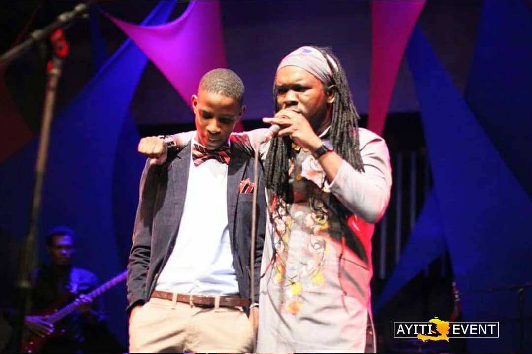 Vente et signature du 5e album de Jeanjean Roosvelt, un super spectacle pour l'occasion